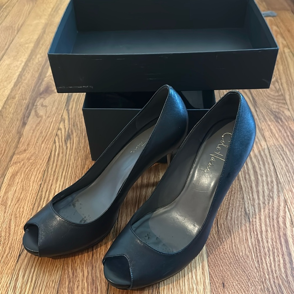 Women’s Navy Peep Toe Pumps - Size 9